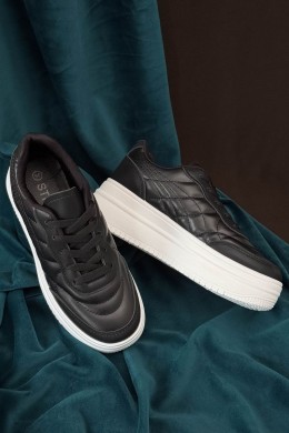 Кроссовки женские демисезонные, цвет черно-белый, 248RBL21