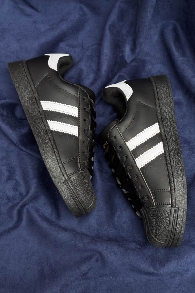 Кроссовки женские демисезонные, цвет черно-белый, 248RHB640